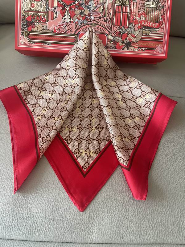 Gucci silk scarf 50X50cm E02 (19)